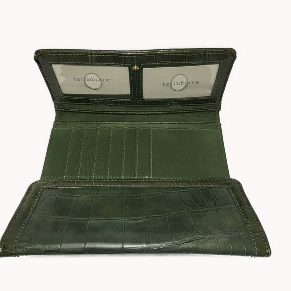 Liz Claiborne Embossed Wallet NWOT - Picture 4 of 8